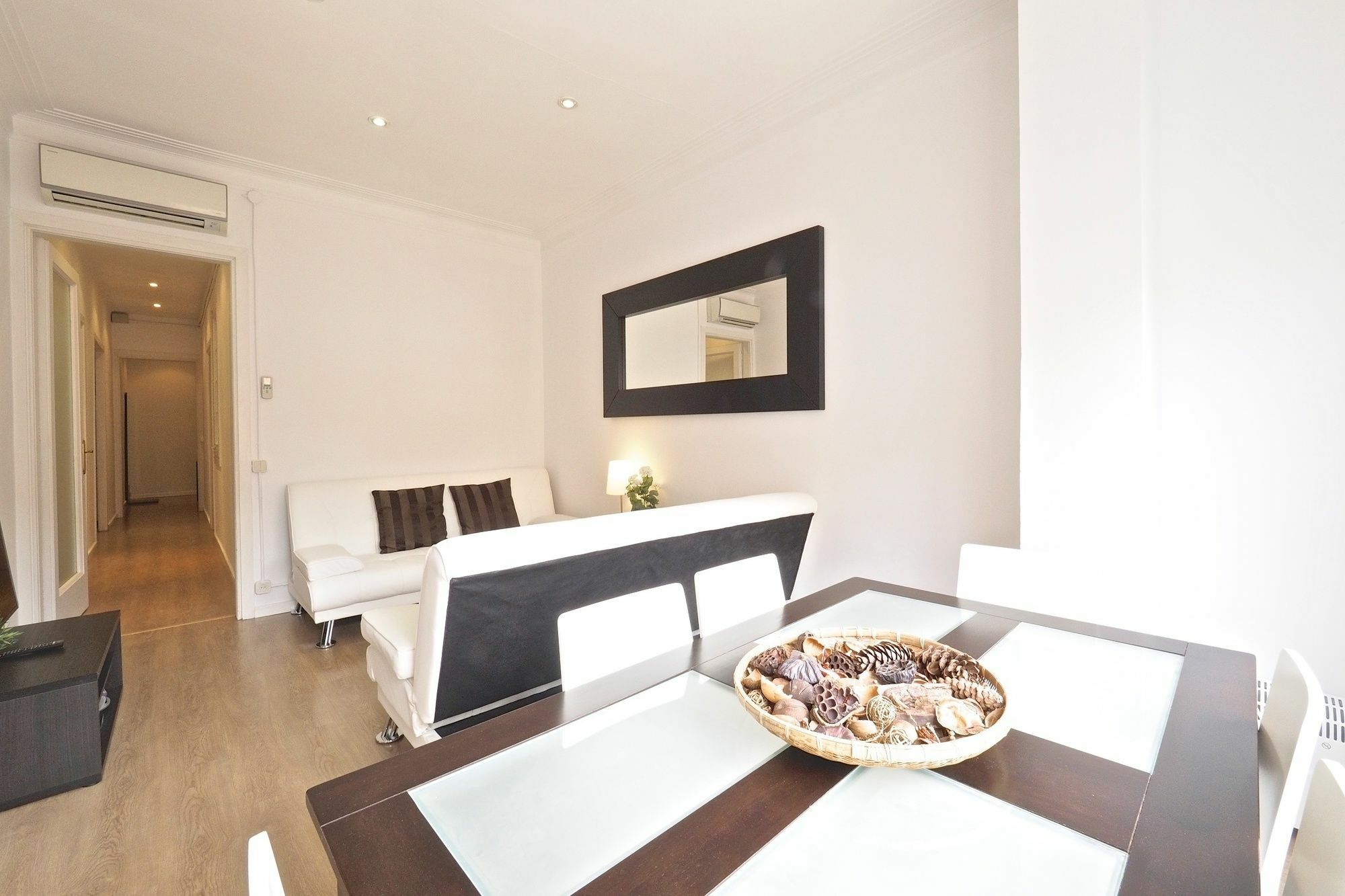 Suites4days Sagrada Familia Apartment Barcelona Exterior foto